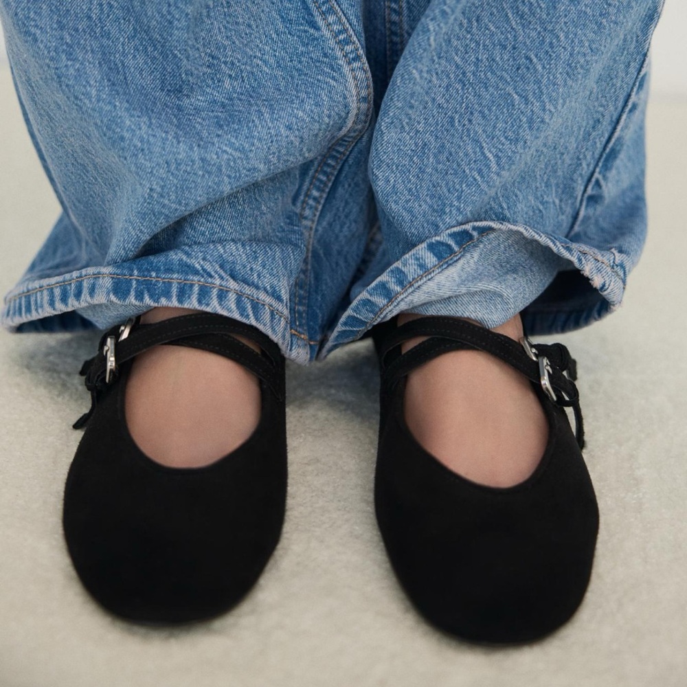 ZARA SUEDE STRAP BALLET FLATS
